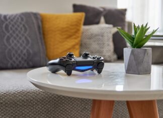 Przy dziecku konsola poszła w odstawkę na… 3 lata? pad playstation 4 konsola