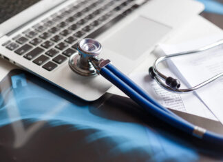 Jeden telefon i życie się zmienia. Mukowiscydoza, której nikt się nie spodziewał… diagnoza medyczna lekarz