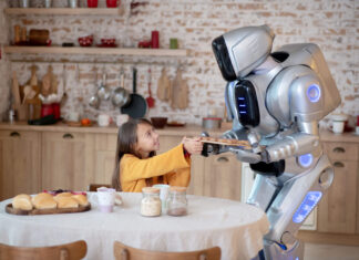 Let’s talk about TechShake – odc. 4: elektroniczne gadżety dla rodziców czyli o smart wspomagaczach słów kilka. robot w domu